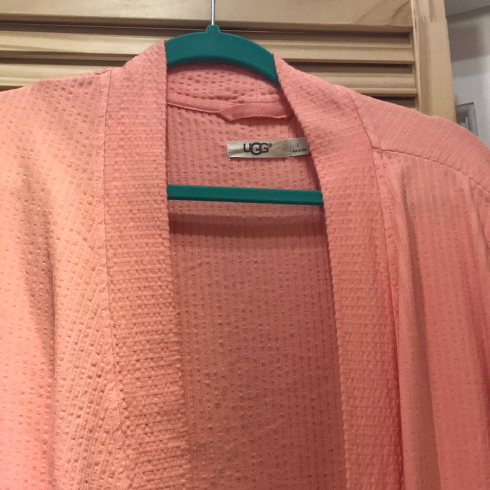 Ugg Robe - Picture 2 of 2